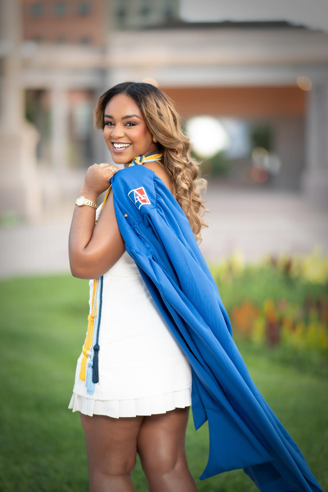 Dannygraphy graduation photography